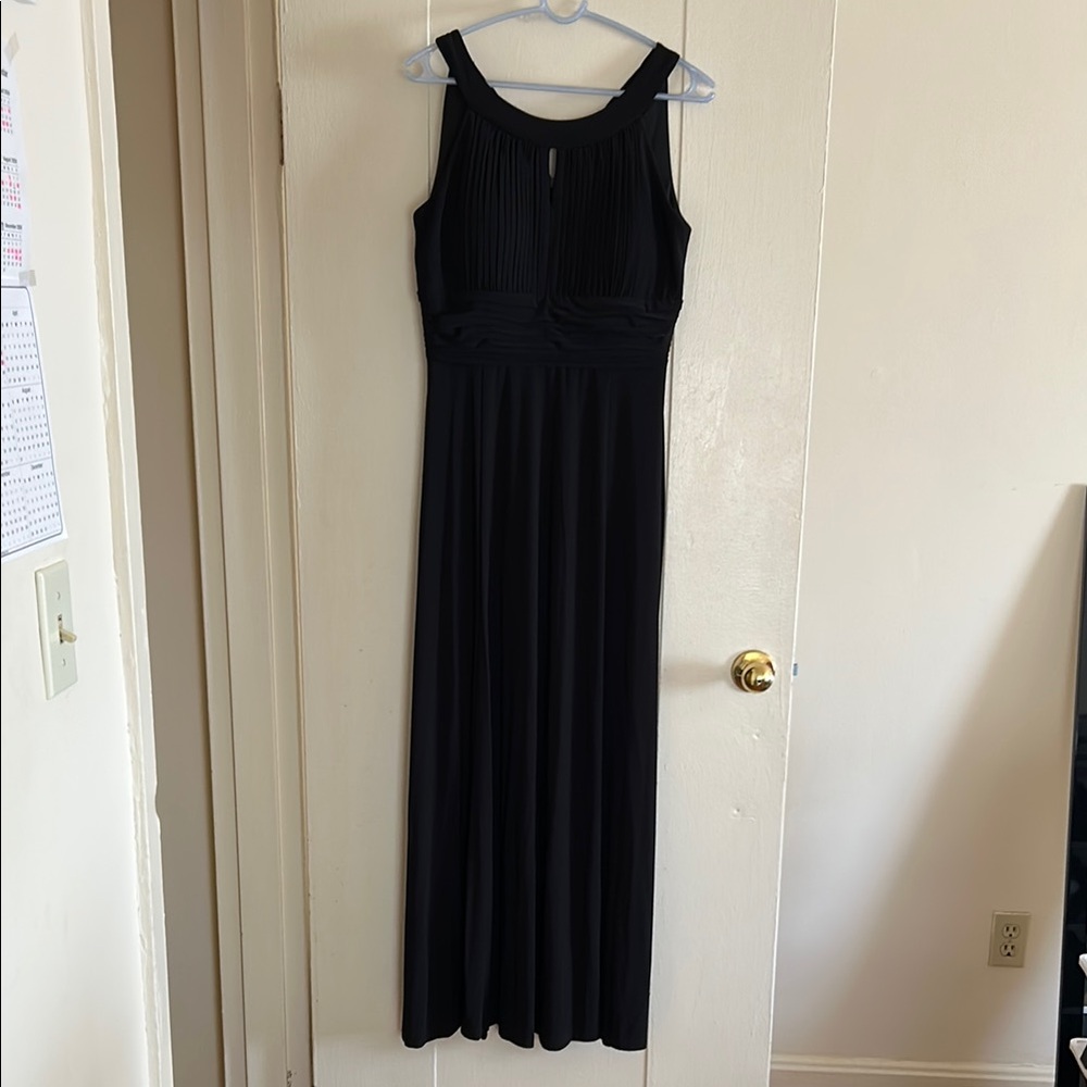 3️⃣ dresses for $20 Elegant Black Evening Dress